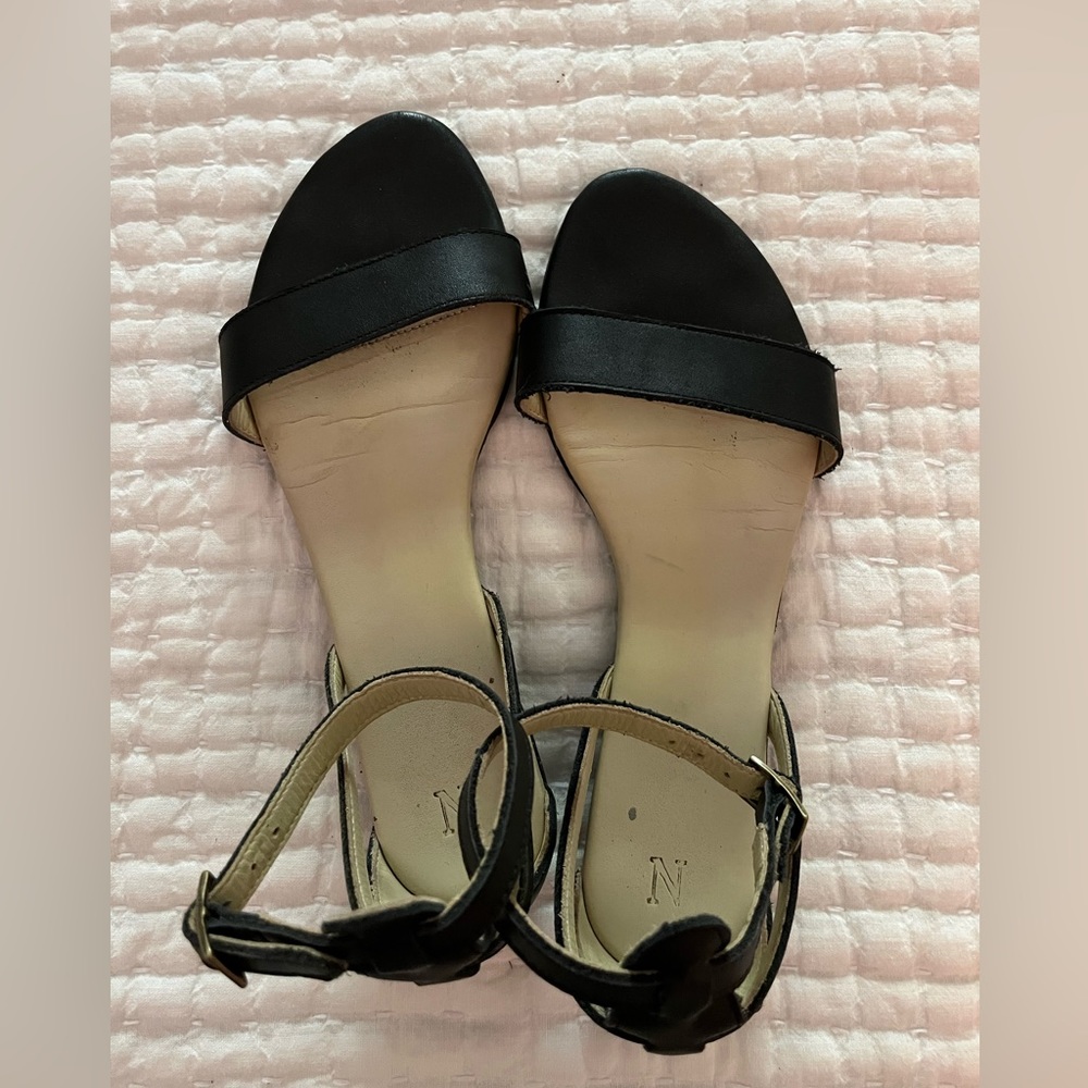 Nisolo Serena Sandal size 37  US 7